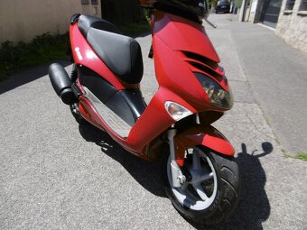 Aprilia Leonardo 250 - silný malý skútr - 10