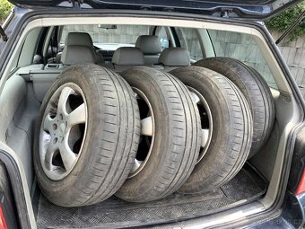 Volkswagen Passat 1.9 TDi 96 kW 4MOTION r.v. 2005 NOVÁ STK - 10