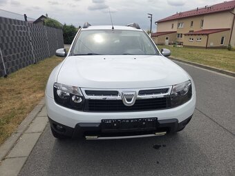 Dacia Duster 4WD 1.6i 77kw jen 63.841km 4x4 tažné zařízení - 10