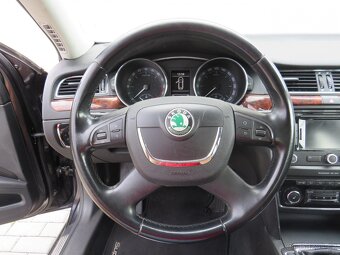 Škoda Superb II 2.0TDi , 103 kW nafta, 2011 - 10