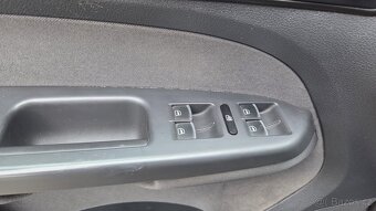 Touran 1.6TDI 77kw 7míst - 10