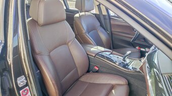 BMW F11 530D xDrive 190kw Luxury edition - 10