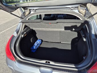 Peugeot 308 1.6i 88kW Klima Tempomat najeto 78000km - 10