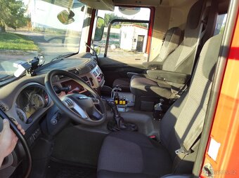 TATRA Phoenix 8x6 - nosič kontejnerů + SILNÁ hydraul. ruka - 10