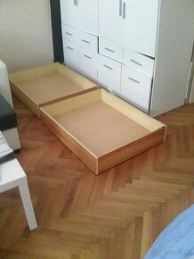 2 šuplíky na kolečkách - úložný prostor pod postel, - 10