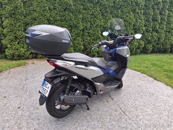 HONDA FORZA 125 - 10