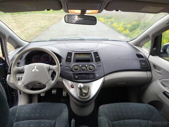 Mitsubishi Grandis 2,4 121kw, 2004 - 10