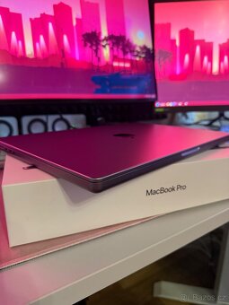 MacBook M1 Pro 16” / 1TB / 16GB Ram / Stříbrný - 10