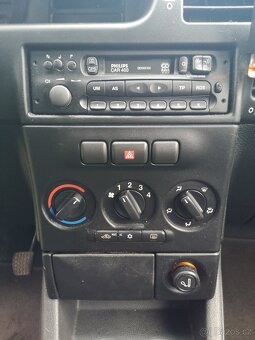 OPEL ZAFIRA 1.MAJITEL/ČR/NÍZKÉ KM/NAFTA/TAŽNÉ ZAŘÍZENÍ - 10