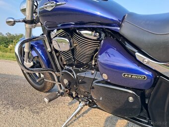 Suzuki Intruder M 800 - 10