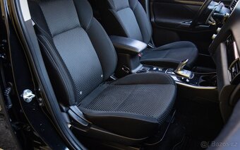 Mitsubishi Outlander PHEV 2.4 AWD - 10