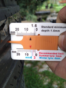 sada letních pneumatik Nokian 265/60 R18, 6mm (#29) - 10