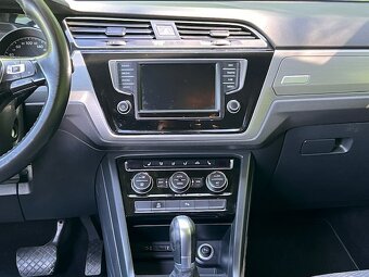 VW Touran 2,0 TDI 110 Kw DSG - 10