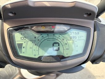 Piaggio Medley 125 - 10