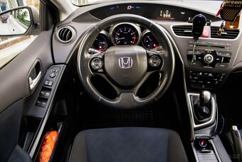 Honda Civic 1.8 i-VTEC Comfort - 10