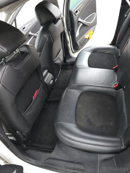 Citroen C5 2.0, 103 kW, Naftový, Tourer - 10