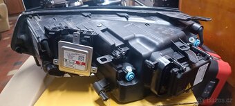 Touareg 7P Světlo na řidičovu stranu - 10