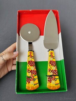 Kráječi kolečko a lopatka na pizzu od Sagaform (Švédsko) - 10