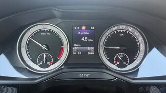 Škoda Superb 3 Kombi Facelift L&K 2020 2.0 TDI 140 kW Dsg - 10