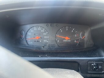 Mitsubishi L200 - 10