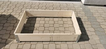 Vyvýšené záhony - NOVÉ stohovatelné ohrádky 120x80x20cm - 10