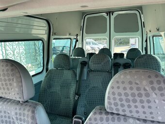 Ford Transit 2.2 TDCI L2H2 9 míst - 10