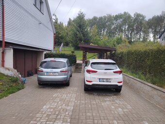 Pronájem prostorného bytu 2+kk (72 m²) v rodinném domě – C - 10