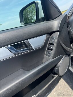 Mercedes-Benz C (W204) – 220 CDI AMG parket - 10