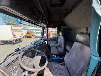 Iveco Eurostar 6x2 - 10