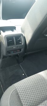 Vw Touran 1.6 Tdi 81kw Comfort najeto 64443 - 10
