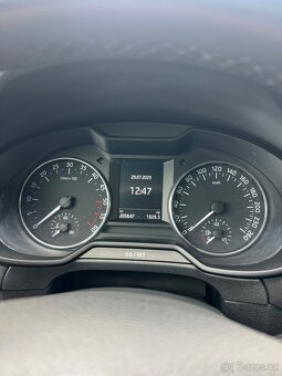 Skoda Octavia 3 1,6 TDi DSG 81 kW R.V.2015 - 10