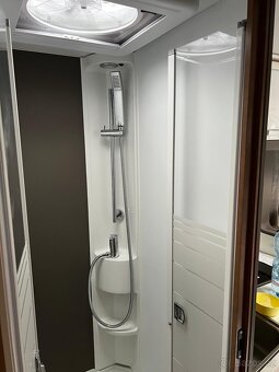 Adria Coral XL Plus 670 SL - 10