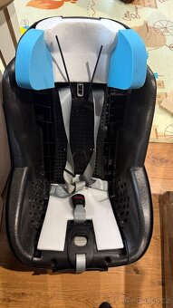 Autosedačka Maxi Cosi Pearl 360 - 10