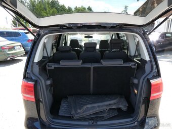 Volkswagen Touran 1.4 TSi MATCH,7.míst,serviska - 10