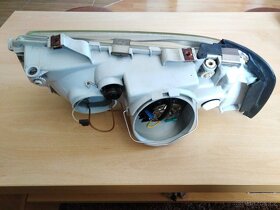 Přední světla Audi Coupe B3 - 10