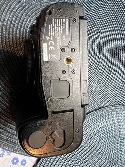 Panasonic lumix g9, TOP stav - 10