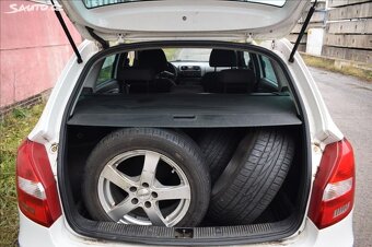 Škoda Fabia 1.6 TDI CR 66kW AMBIENTE/FACE/ - 10