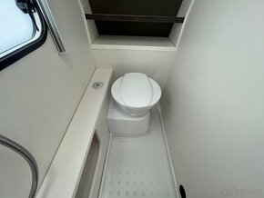 Karavan Dethleffs c go nafukovací předstan - 10