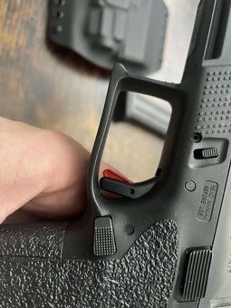 Pistole CZ P-10 SC 9x19 - 10