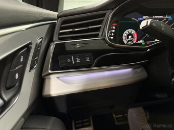 Audi Q7 3,0 55 TFSI 250 kW S-LINE 1.MAJITEL ČR DPH 38 TKM - 10