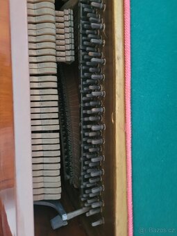 Domácí piáno (pianino) cenu nabídněte - 10
