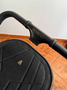 Kočárek Venicci Tinum Upline All black - 10