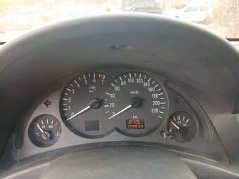 Opel Corsa 1.2i Automat Jen 94.000 Km - 10