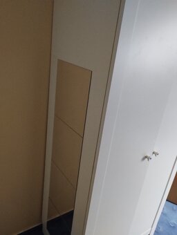 Dvě dětské postele 160 x 80 cm + další nábytek - 10