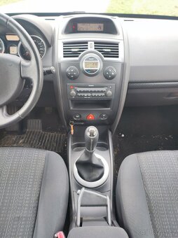 Renault Megane Combi,1.6i 16v ,4/2006, nová STK - 10