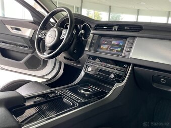 Jaguar XF 30d 221kW KeyLess FullLED DPH - 10