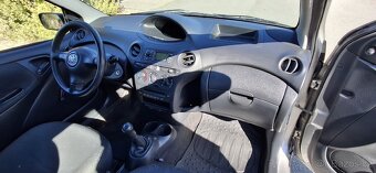 TOYOTA YARIS 1.0 VVTi 48kW - NOVÁ STK - HEZKÉ AUTO - 10