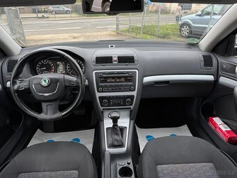 Škoda Octavia II Elegance 1.6TDI 77kW DSG  2011 PERFEKTNÍ - 10