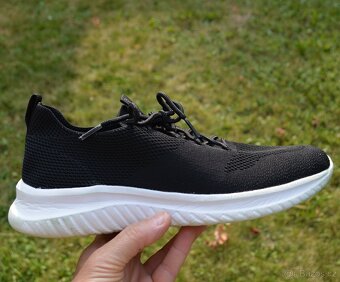 Černé textilní tenisky Sprandi vel. 41 - 10