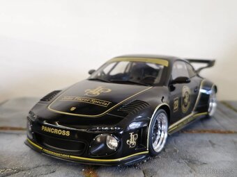 Porsche 911 (997) RWB JPS 1:18 MCG - 10